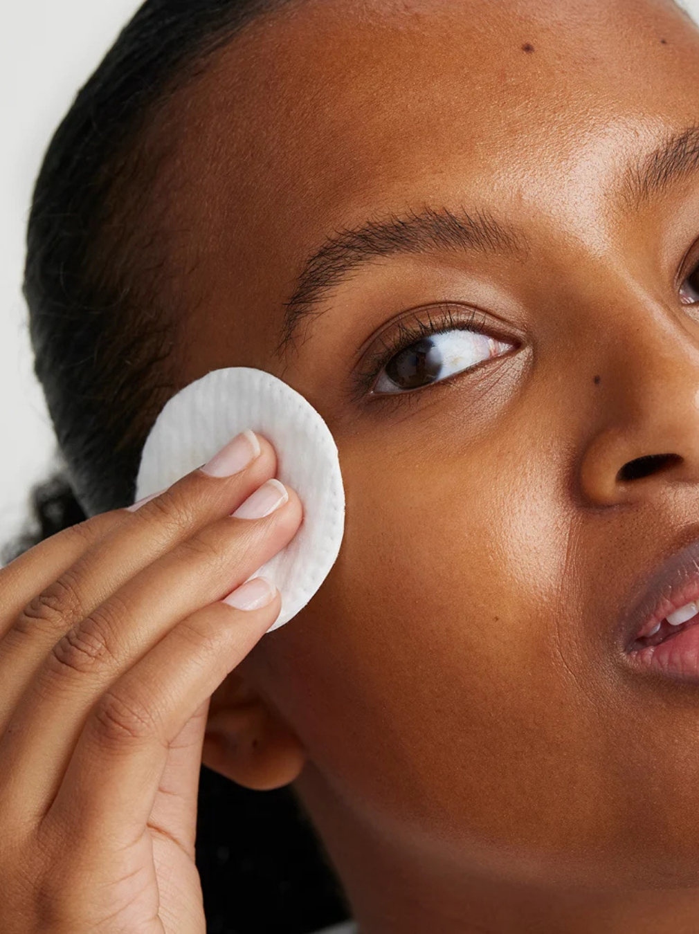 Caring Eyes Makeup Remover