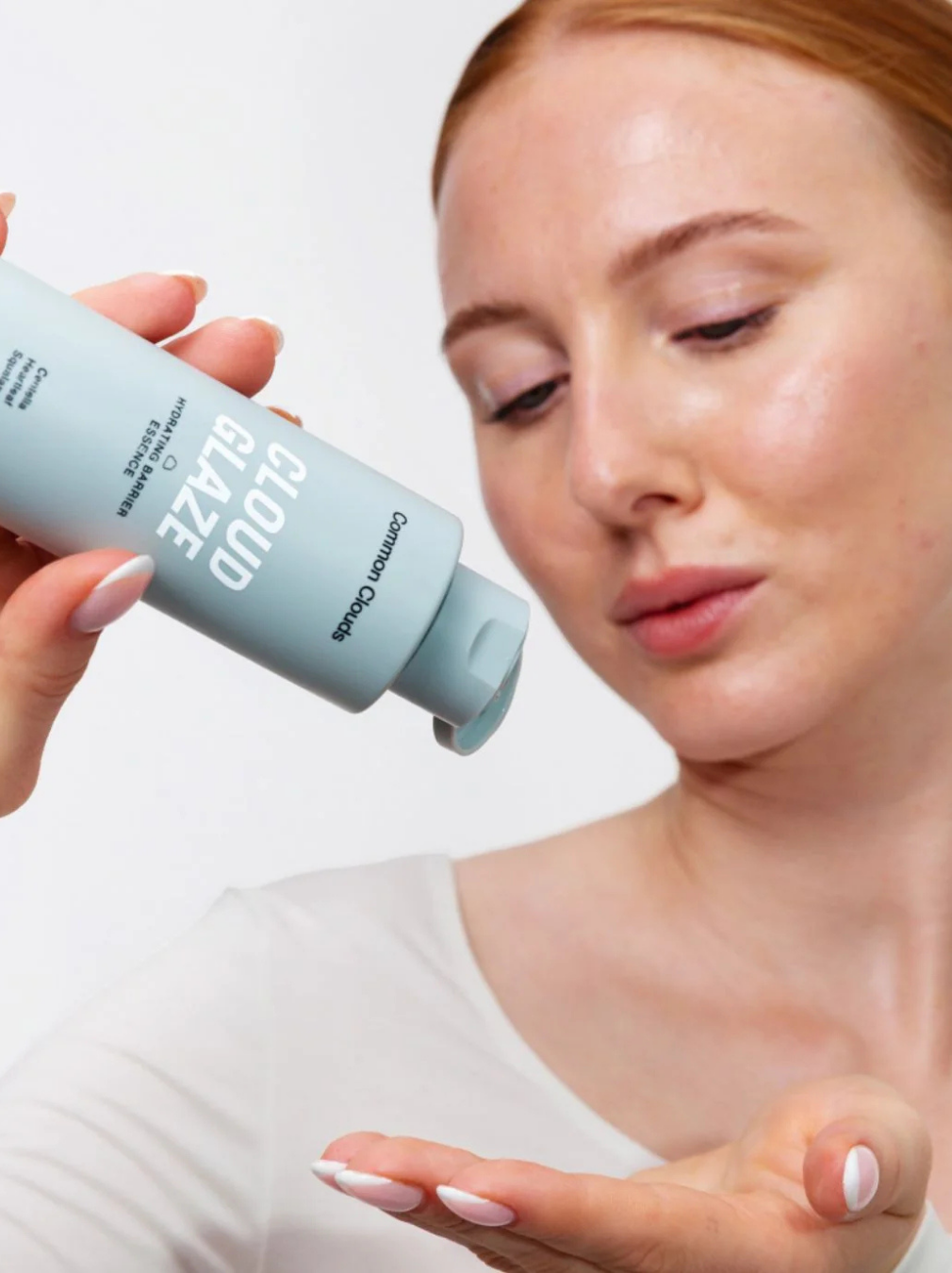 Cloud Glaze Hydrating Barrier Essence