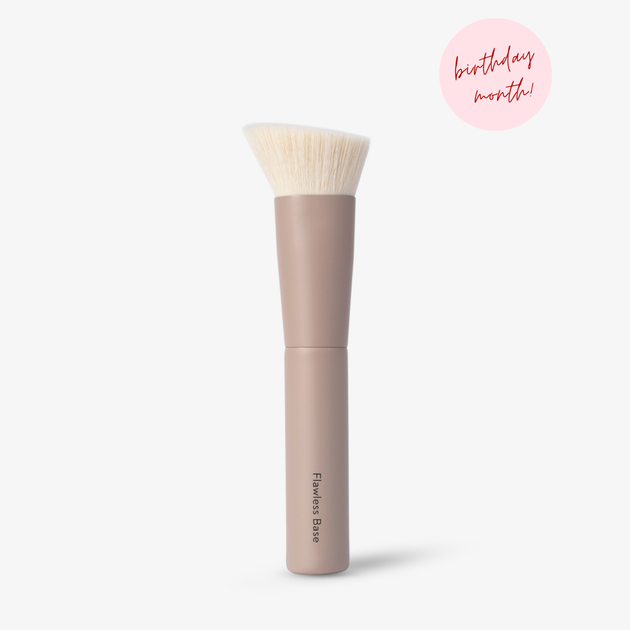 Flawless Base Brush