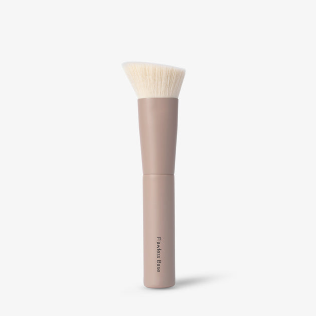 Flawless Base Brush